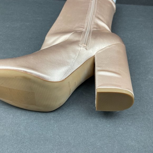 NWB KENDALL + KYLIE Women's Hailey Ankle Boots - Picture 10 of 13